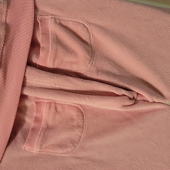 Sweatsuit - Picture 6 of 6